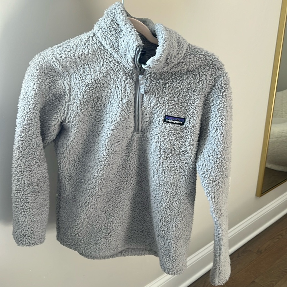 Patagonia gray fleece zip up size xs